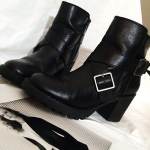 Black Ankle Boots with Heel