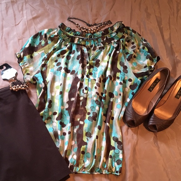 zac & rachel Tops - Zac & rachel sheer print blouse