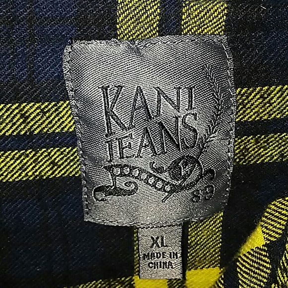 Button down flannel - Picture 2 of 3