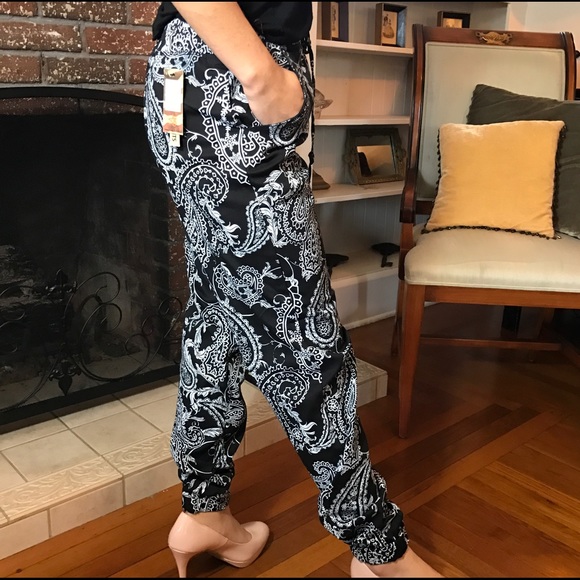 Paisley jogger long pants. B052 - Picture 2 of 4