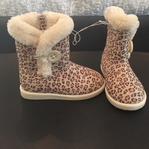 Girls animal print boots