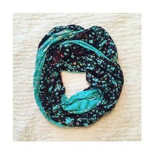 Anthropologie Pretty and Reversible infinity Scarf