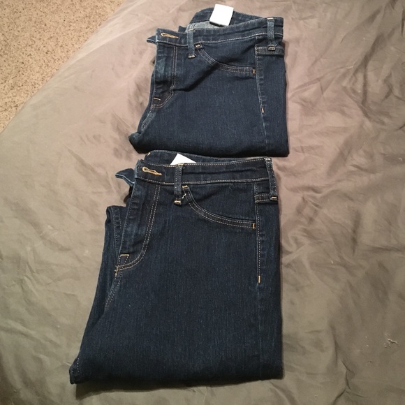 ❌SOLD❌ H&M Skinny Ankle Jeans - Picture 4 of 6