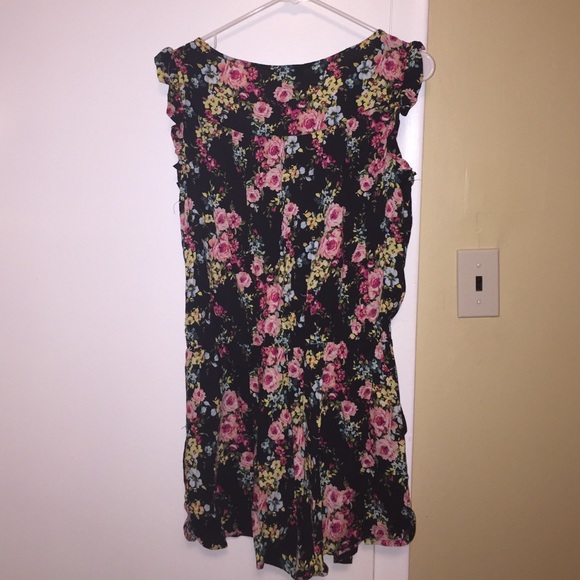 FLORAL PATTERNED ROMPER - Picture 2 of 2