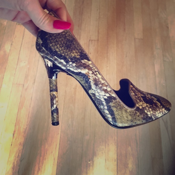 Faux snakeskin 3 1/2 inch heels...worn twice!