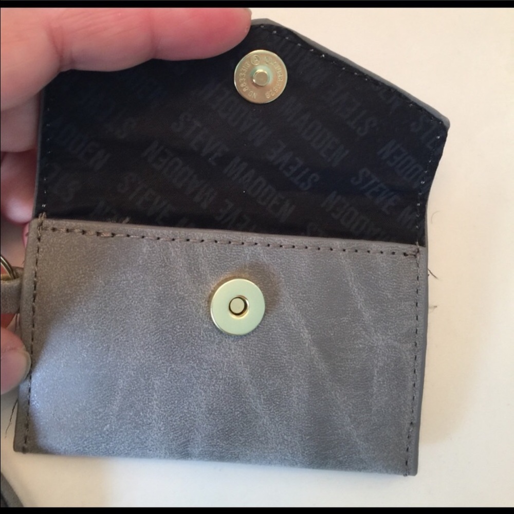 New Steve Madden keychain or bag charm cc wallet - Picture 4 of 4
