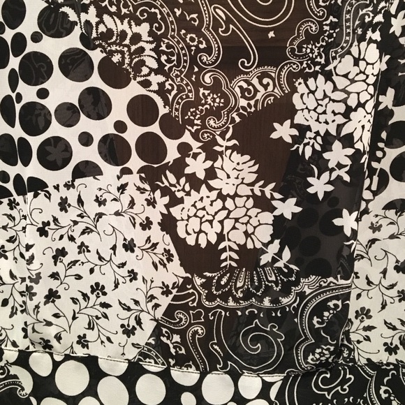 Fun Sheer Top - Picture 3 of 3