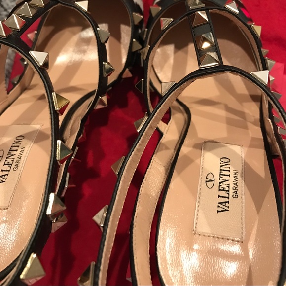 Valentino❌sold❌ - Picture 3 of 4