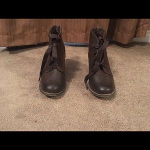 Forever 21 brown boots