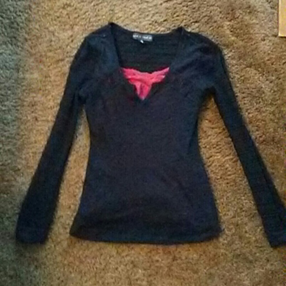 NWOT very cute nit black long sleeve shirt!