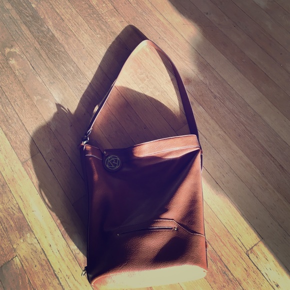 Medium Brown hobo bag.