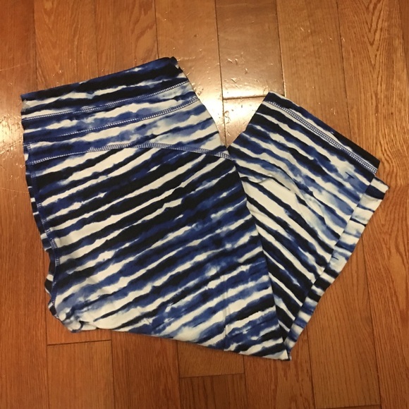 Tek Gear Capri Athletic Legging
