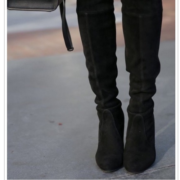 One Hour Sale 🦋Chic Over the Knee Boots - Picture 3 of 4