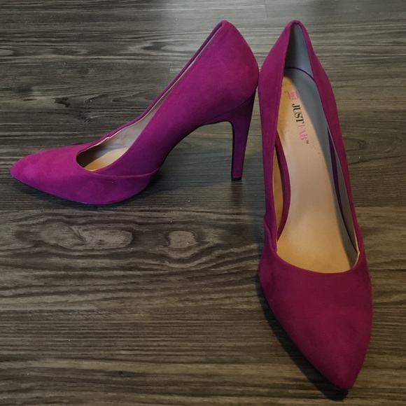 JustFab Fuchsia Heels - Picture 1 of 4