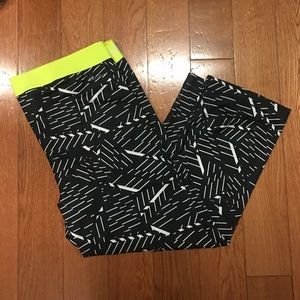 Nike DriFit Capri