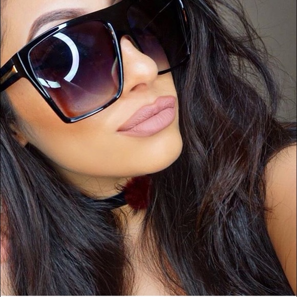 🌟Last 1 "Chic and Polished" Square Sunglasses - Picture 2 of 6