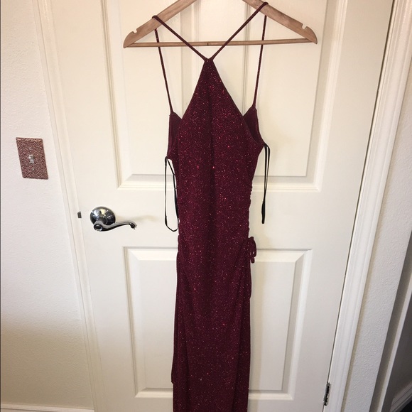 2 M Dresses for 20$!!! Both in great condition