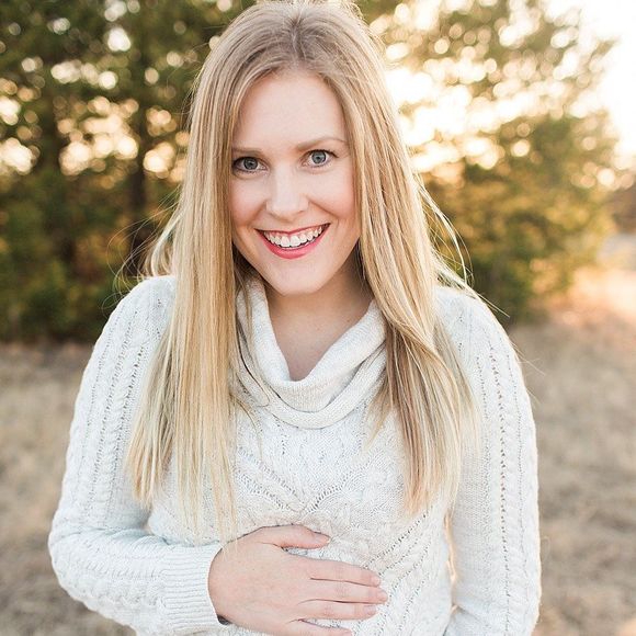 Meet your Posher, Lauren - Picture 1 of 1