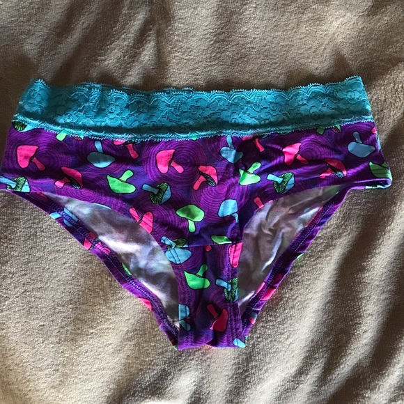 Trippy undies (free gift w/ purchase)