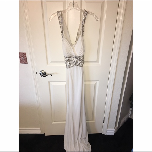 PROM/WINTER FORMAL DRESS