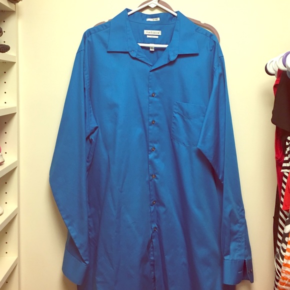 Men's dress shirt