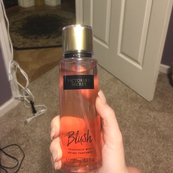 blush victoria's secret perfume