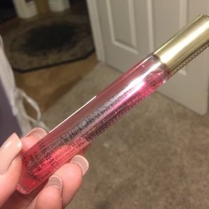 bombshell perfume