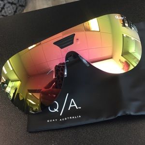 Quay Australia pink showtime Sunnies