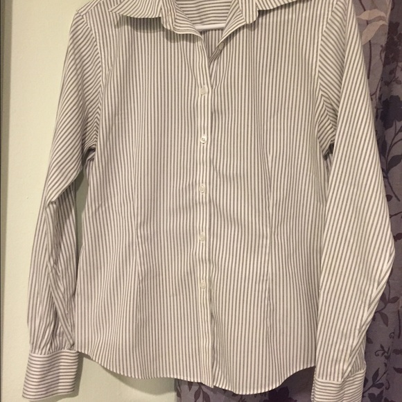 Brooks Brothers bottom down shirt