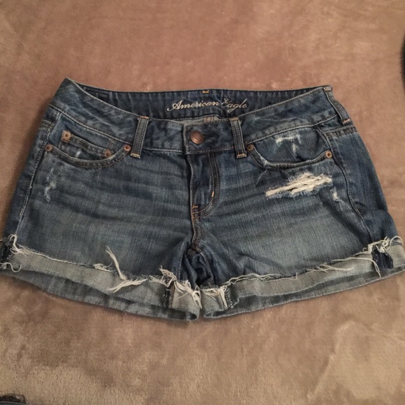 American Eagle distressed shorts