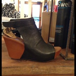 Original Berit Korkease