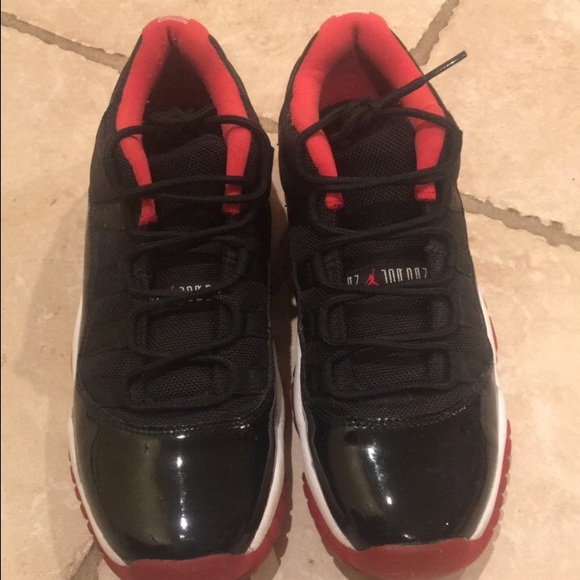 BRED 11 Jordan low tops