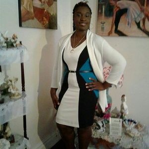 Meet your Posher, Anika