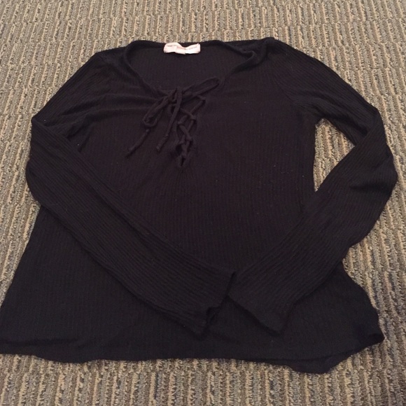 black tie front top