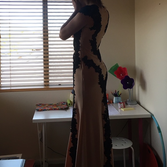 PROM DRESS! - Picture 4 of 4