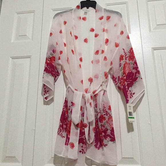 🐥1 hour sale Flora Robe by Flora Nirooz size L/XL