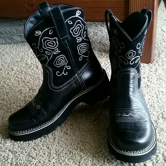Black Ariat Fat Baby boots