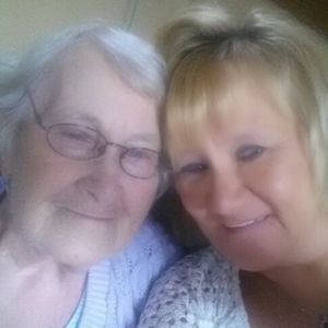 Meet your Posher, Debbie