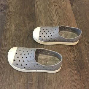 Old Navy water shoe