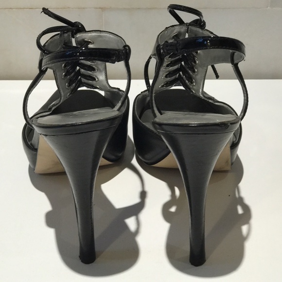 Guess by Marciano matt/patent leather sandals - Picture 4 of 5