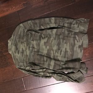 Forever 21 camo jacket