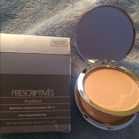 Prescriptives AnyWear powder compact
