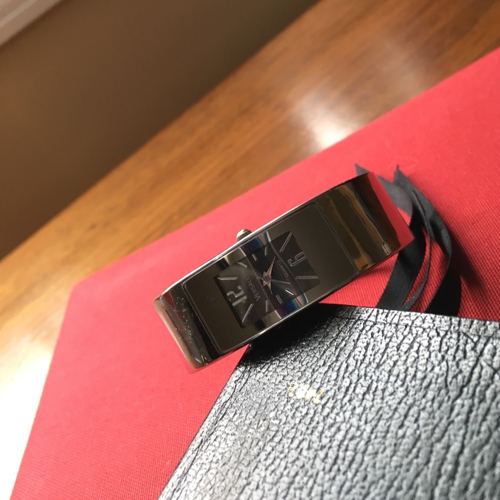 NWOT Bracelet watch - Picture 3 of 6