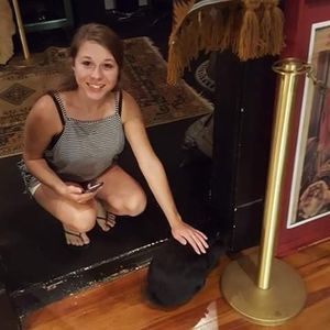 Meet your Posher, Christen