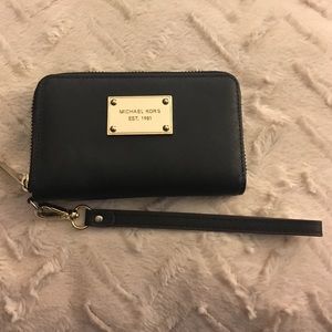 Michael Kors black wirstlet