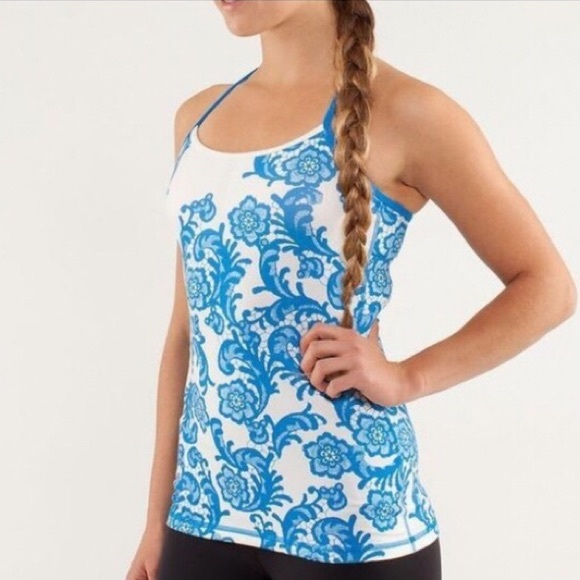 Lululemon Power Y Tank 6 beaming blue laceoflage - Picture 4 of 8