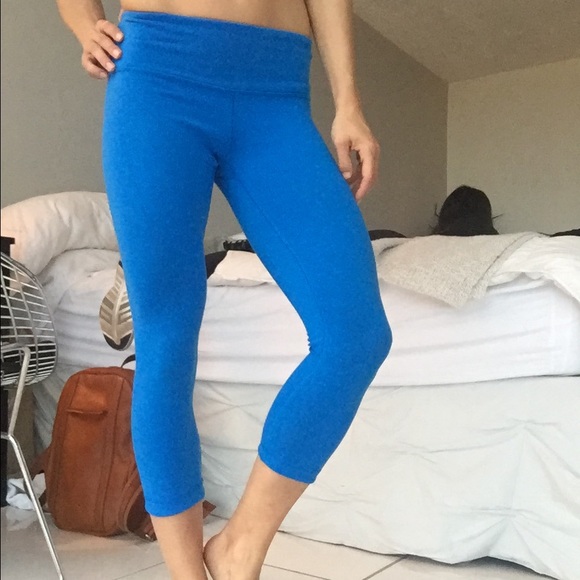 Lululemon **Reversible Crop