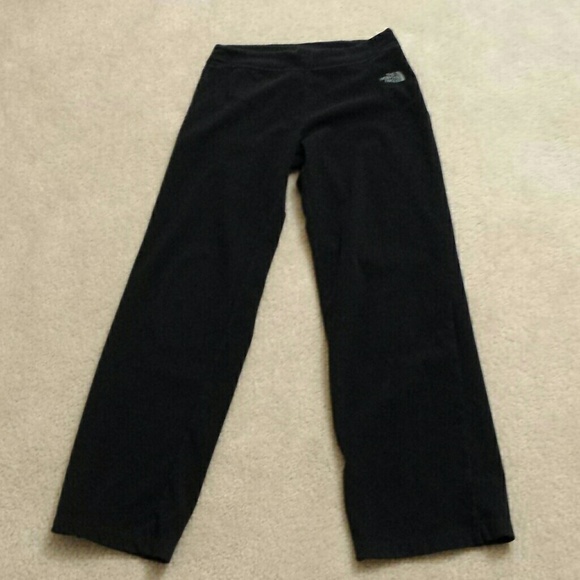 Women's Northface pants.