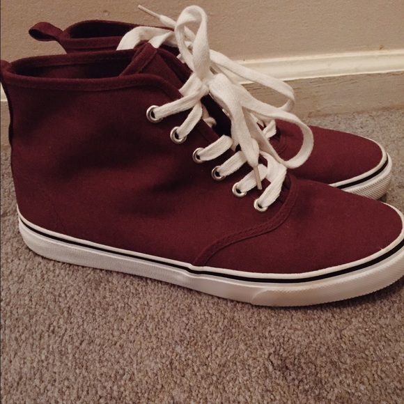 ❌SOLD❌ Divided Women's Burgundy High Top Sneakers