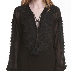 Line + Dot Mademoiselle blouse